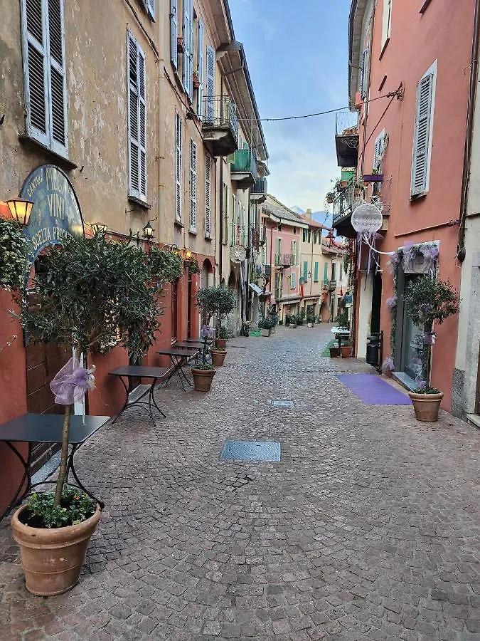 Apartment Ferienwohnung Feluca Luino Italien
